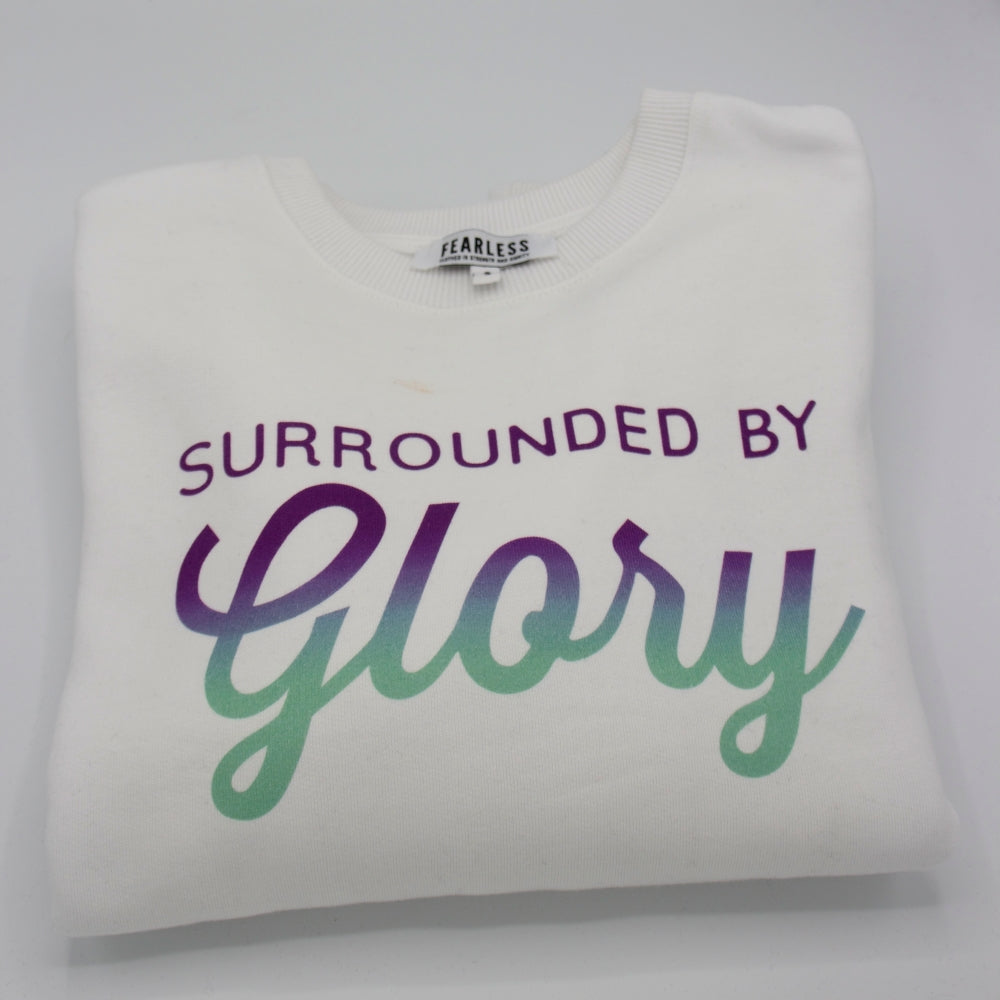 Surrounded By Glory Sweater Weiss